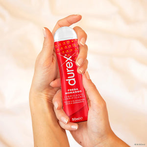 Lubricante Play Fresa 50ml · manos