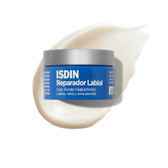 Reparador Labial Bálsamo Ácido Hialurónico 10ml de ISDIN junto a su textura