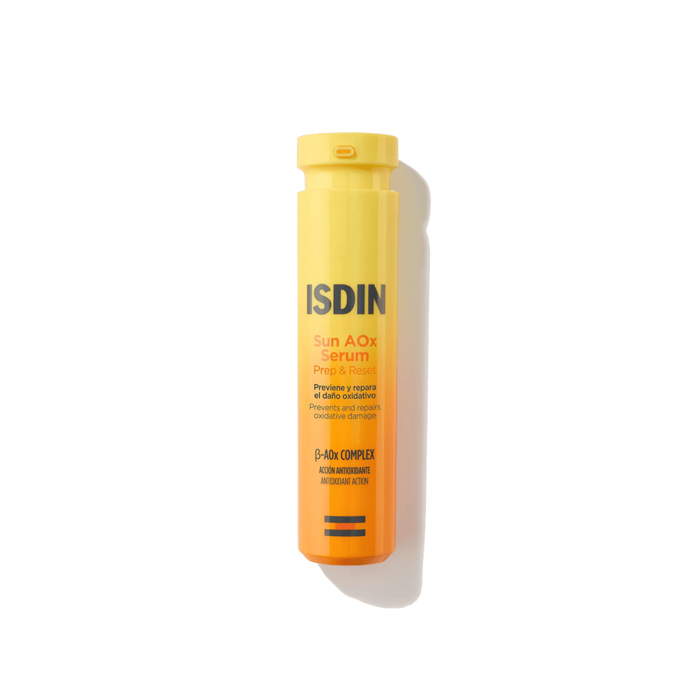 Sérum Antioxidante Prep&Reset Sun AOX 30ml de ISDIN junto a su textura