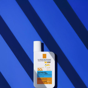 Fluido solar infantil Anthelios Dermo-Pediatrics de La Roche-Posay en uso