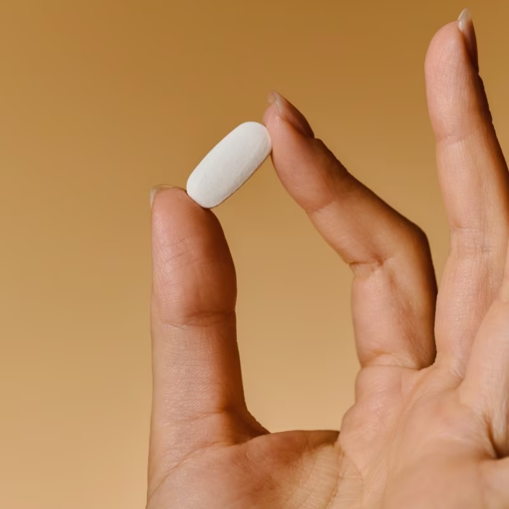 Bote de Solgar Piel, Uñas y Cabello con Biotina, 60 comprimidos