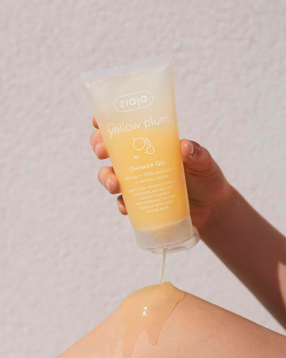 Gel de ducha Ziaja Juicy Yellow Plum 160 ml, tubo